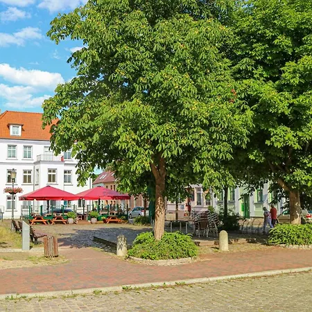 2 Bedroom Gorgeous In Krakow Am 아파트 *