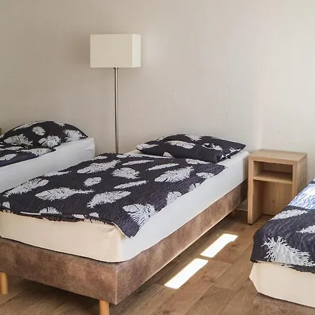 2 Bedroom Gorgeous In Krakow Am * 크라코프암지